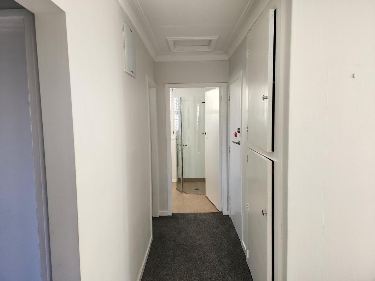 253 On Highgate Apartment Dunedin Bagian luar foto