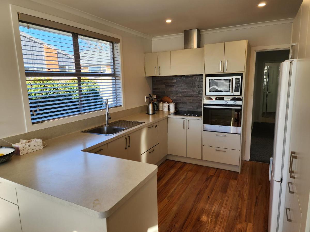 253 On Highgate Apartment Dunedin Bagian luar foto